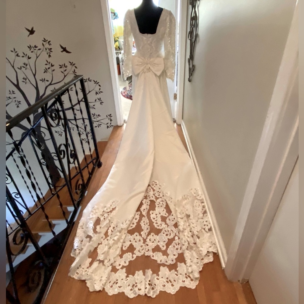 Vintage Mary’s Wedding Gown, NWT, Size 12